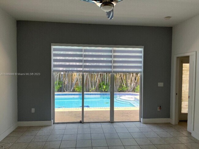 Foto del edificio - 15205 SW 13th Terrace