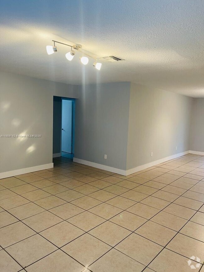 Building Photo - 3409 SW 64th Ave