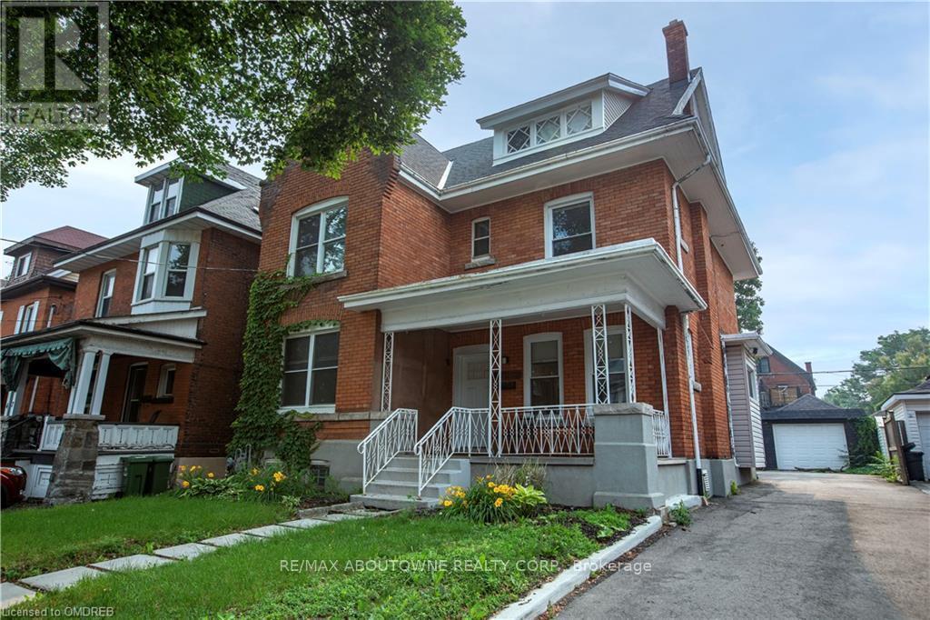 Primary Photo - 49-49 Fairleigh Ave S