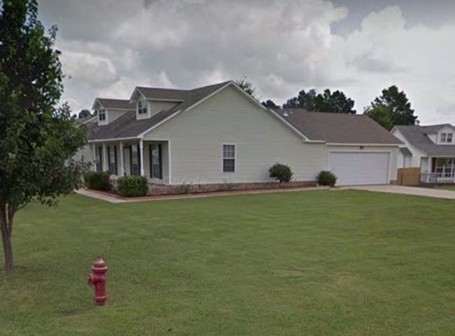 Building Photo - 114 Jessica Ln