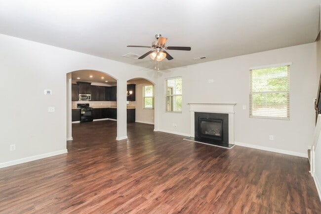 Foto del edificio - 176 Randy Way