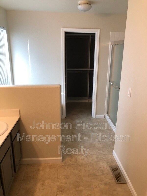 Building Photo - 17020 Castle Pine Dr