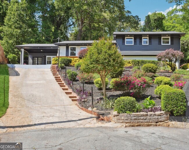Foto del edificio - 2139 Cedarbrook Ct SE
