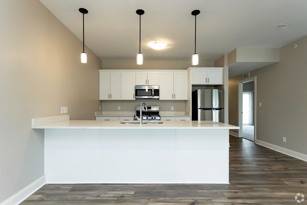 Foto principal - 6875 Transit Road