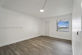 Building Photo - 1301 SW 134th Way