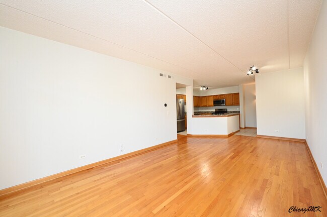 Building Photo - 2919 N Harlem Ave