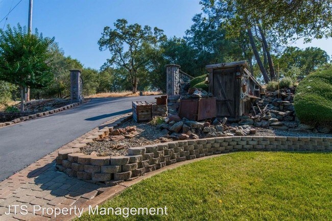 Foto del edificio - 3 br, 4 bath House - 4970 Grazing Hill Road