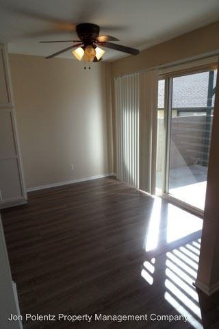 Building Photo - 1735 N Willow Woods Dr