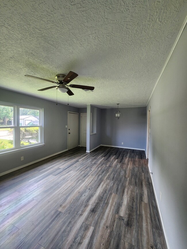 Building Photo - 7409 Cabot St