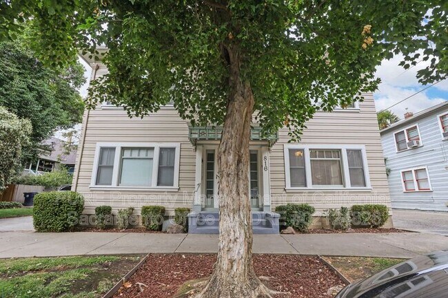 Foto del edificio - 816 22nd St