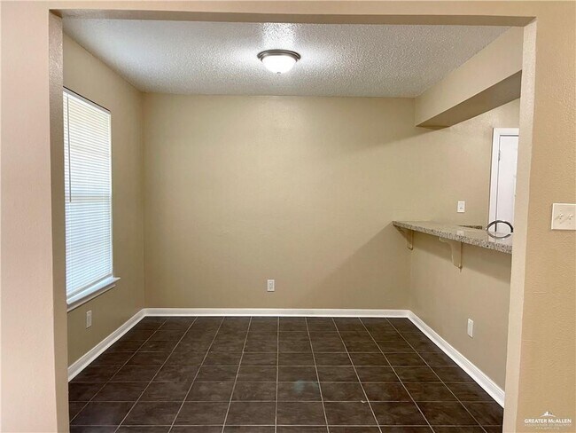 Building Photo - 4106 Linda Vista St