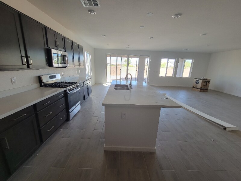 Building Photo - 6643 Palmer Heights St