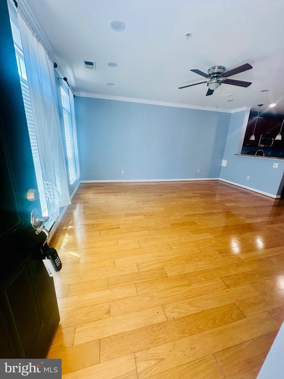 Foto del edificio - 42668 Hollyhock Terrace