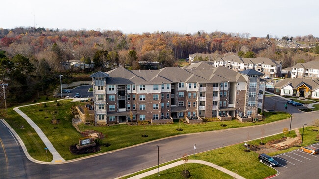 Building Photo - 1005 Scenic Loop Way