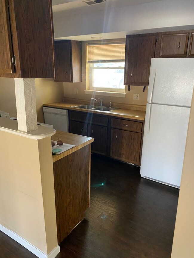 Building Photo - Rock Quarry Rd 3914-3916