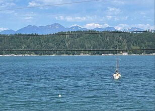 Building Photo - 13260 WA-106