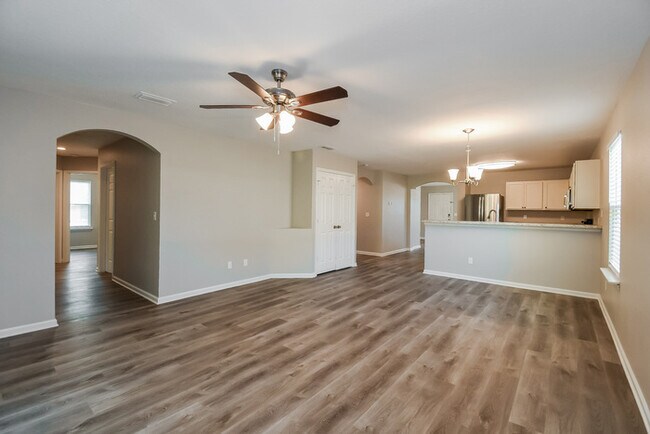 Building Photo - 77830 Lumber Creek Blvd