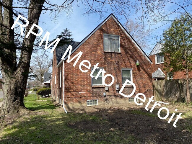 Foto del edificio - Great Detroit Bungalow