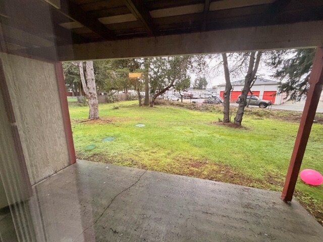 Foto del edificio - 8024 N Bicentennial Loop SE