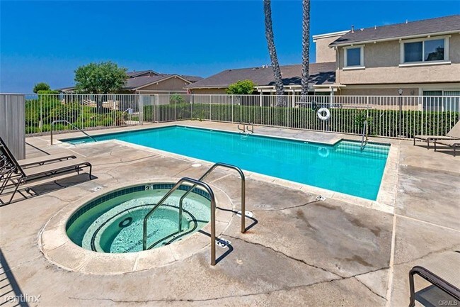 Foto del edificio - 3 br, 3 bath House - 193 Calle Cuervo