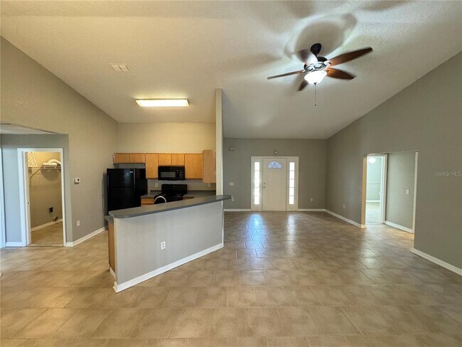 Foto del edificio - 725 Pelican Ct