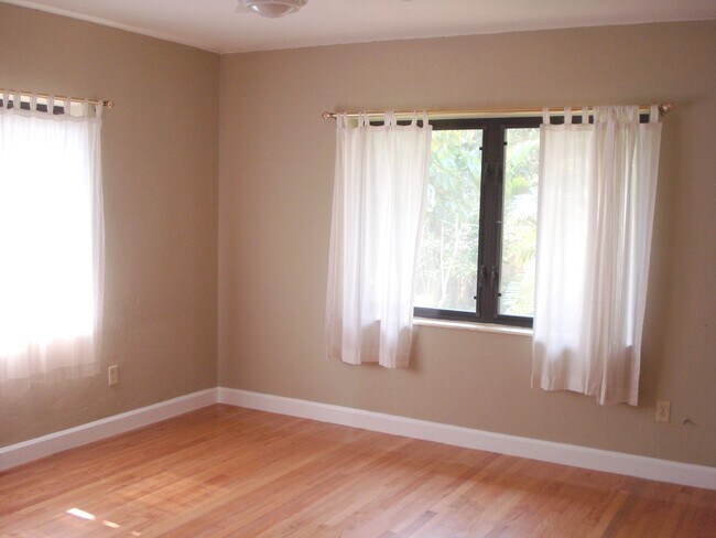 Bedroom 2 - 1170 NE 97th St