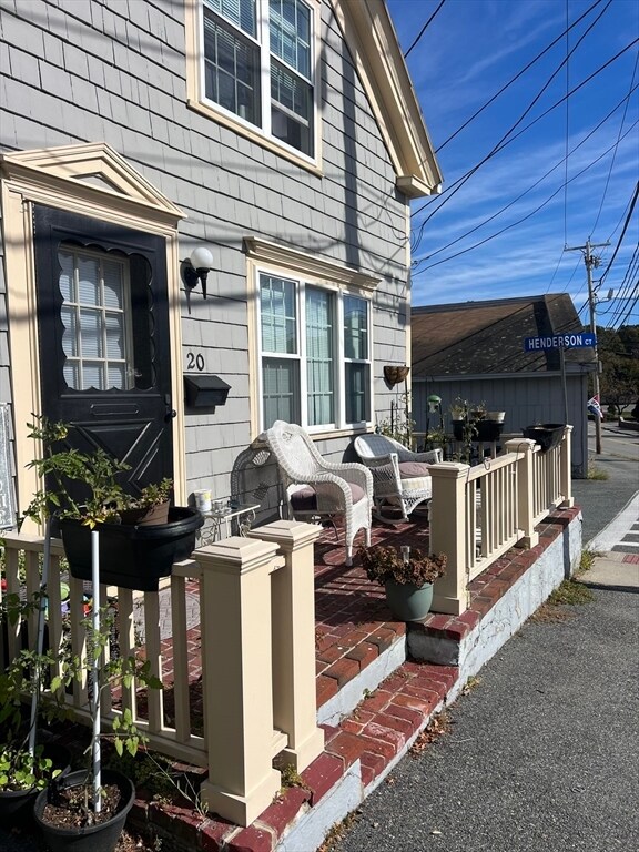 Foto principal - 20 Railroad Ave
