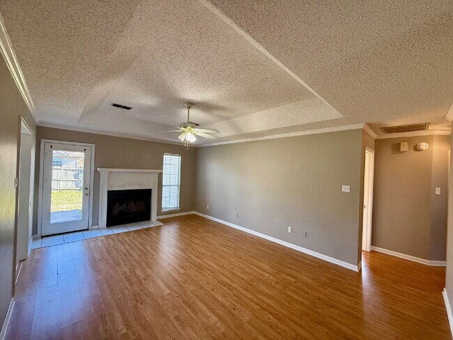 Foto del edificio - 24 Winchester Ct