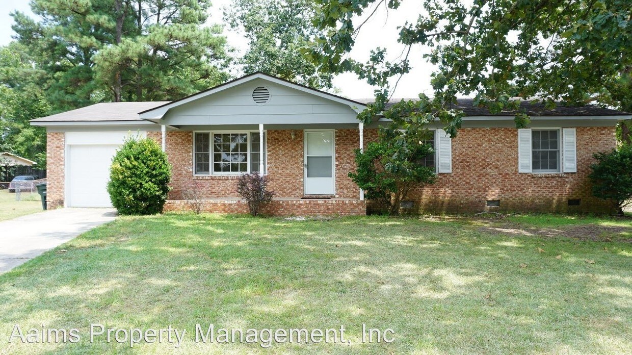 Foto principal - 3 br, 2 bath House - 6300 Belle Terre Court