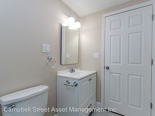 Building Photo - 2655 W Haddon Ave