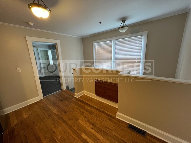 Building Photo - Beautiful 1 Bedroom 1 Bath Apartment