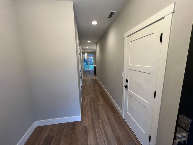 Photo - 11918 NE 108th St House