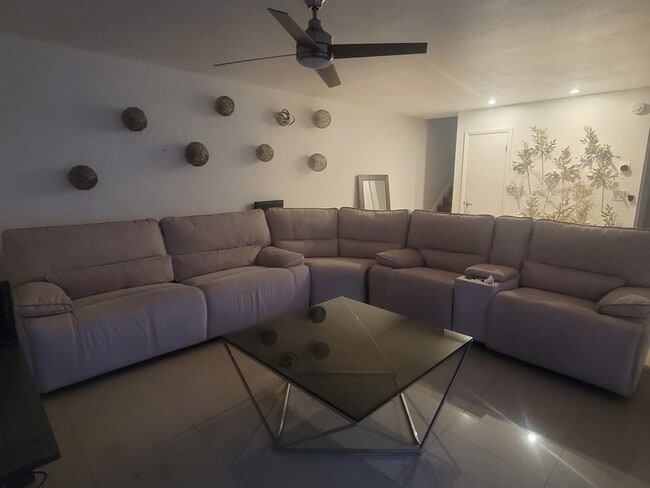 Foto del edificio - 8073 NW 71st Ct