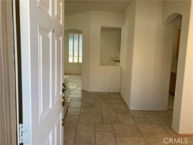 Building Photo - 4767 Skyview Cir