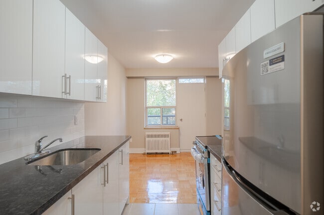 1BR, 1BA - 663SF - Kitchen - Goodwood Apartments