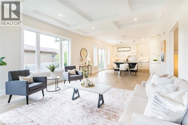 Photo du bâtiment - 1 West Ave