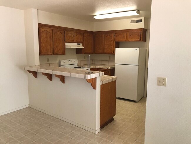 Building Photo - 1443 Trenta Dr