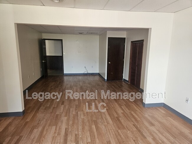Foto del edificio - 535 W Shawnee Ave