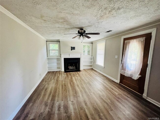 Building Photo - 5 Brookside Dr