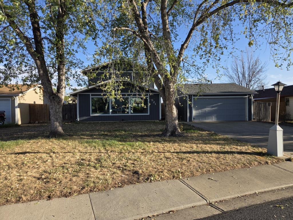 Photo - 921 Pasque Dr