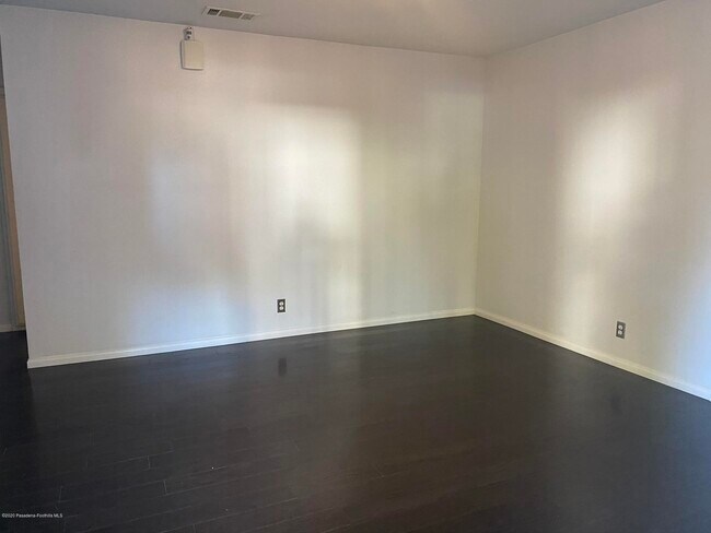 Building Photo - 1706 Camden Pkwy