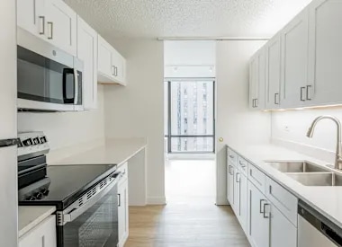 Building Photo - 240 E Wacker Dr