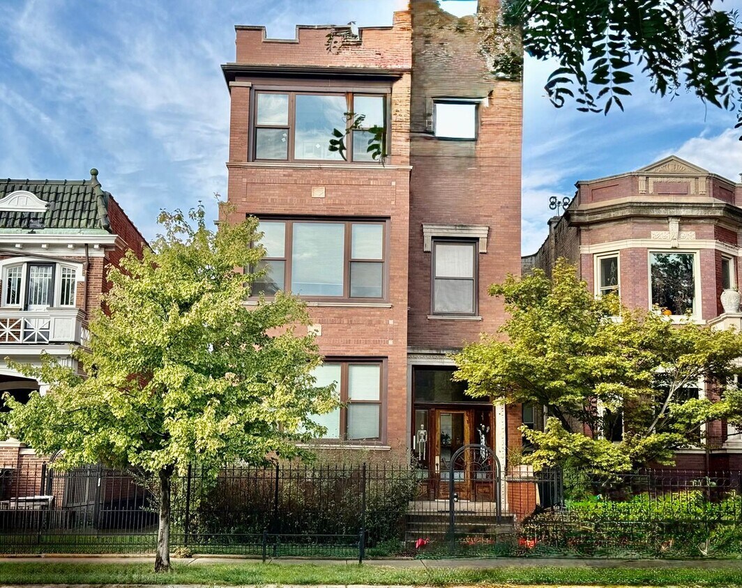 Foto principal - 1342 N Kedzie Ave