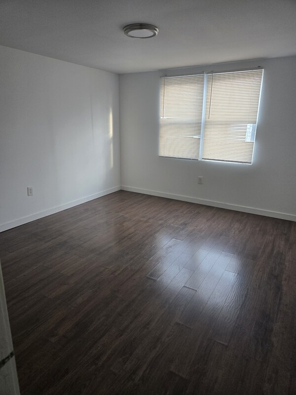 Foto del edificio - 128 W Loudon St