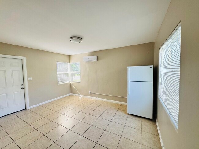 Foto del edificio - 602 Texas Ct