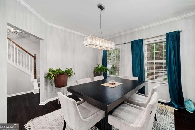 Foto del edificio - 5227 Whiteoak Ave