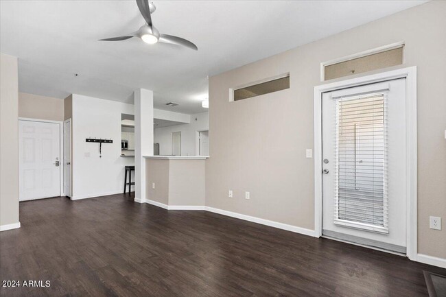 Building Photo - 11375 E Sahuaro Dr