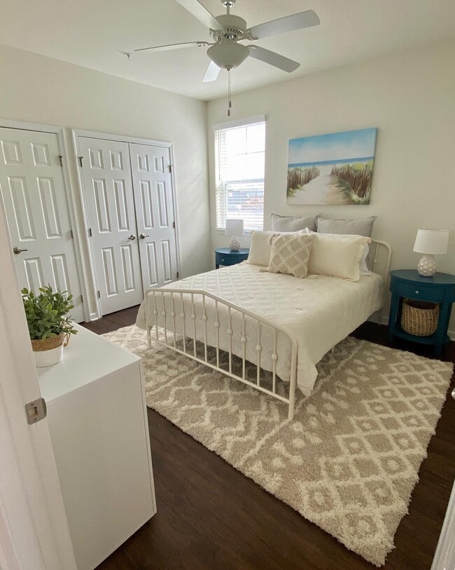 1BR/1BA Model - Weston Willows