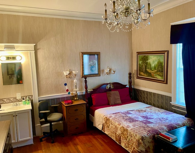 Building Photo - Villa Rooming house