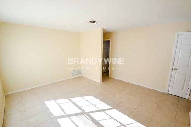 Building Photo - 11839 129th Ave N